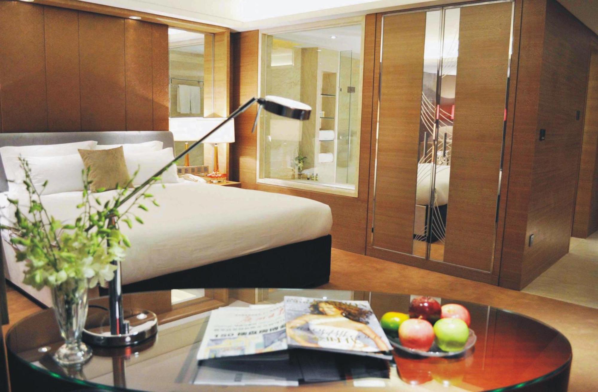 Guangzhou New Century Hotel Экстерьер фото