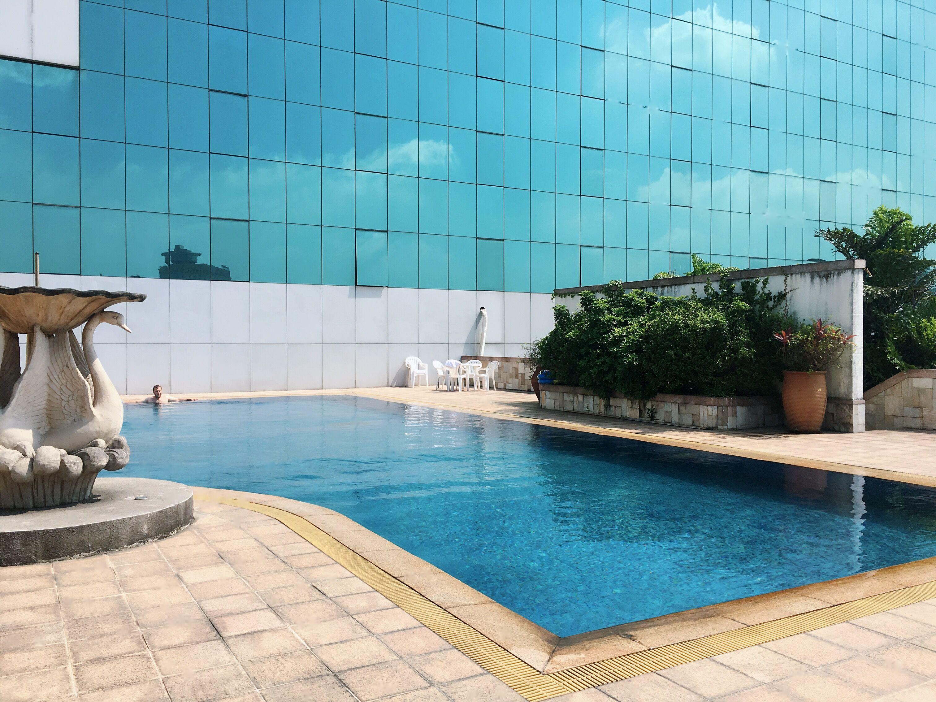 Guangzhou New Century Hotel Экстерьер фото