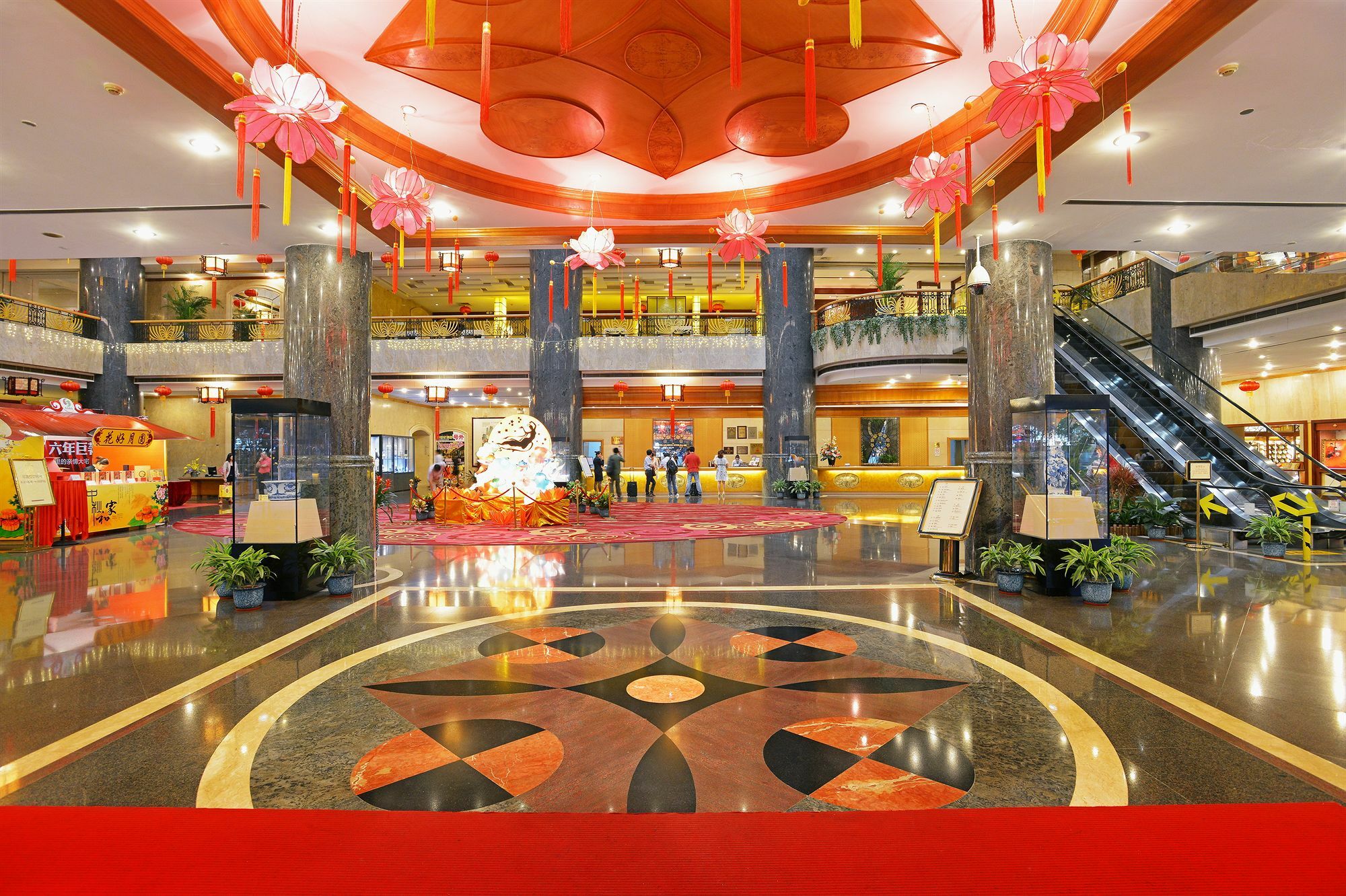 Guangzhou New Century Hotel Экстерьер фото