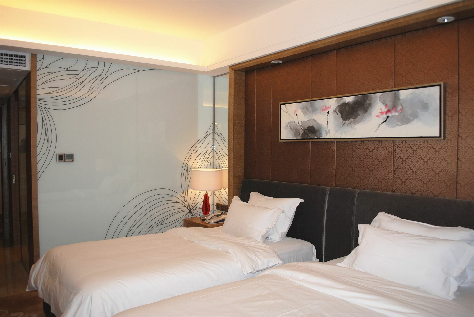 Guangzhou New Century Hotel Экстерьер фото