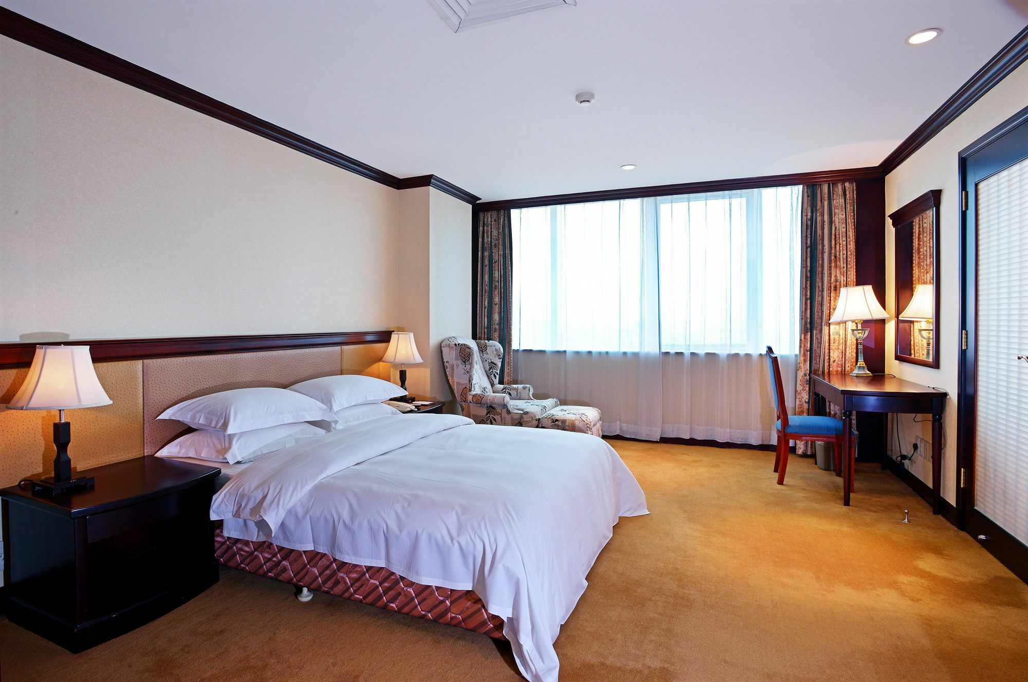 Guangzhou New Century Hotel Экстерьер фото